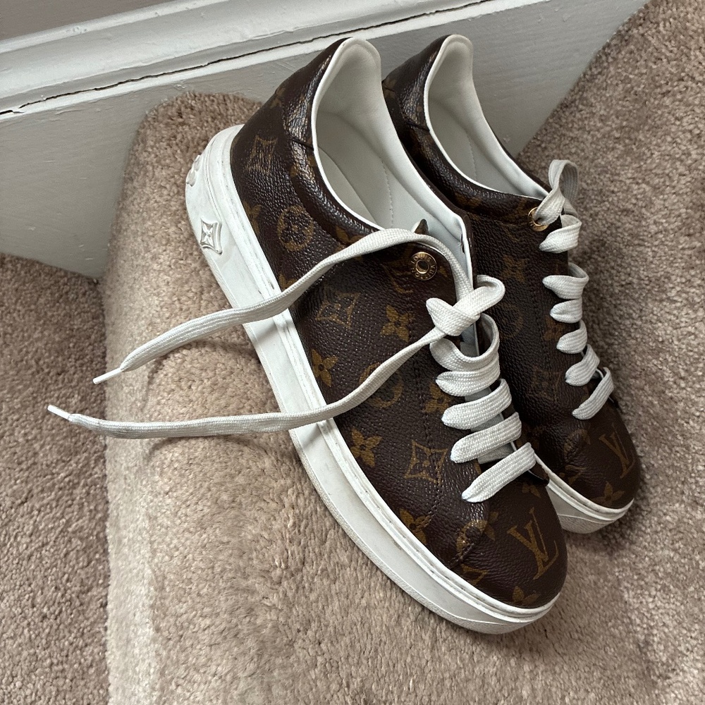 Louis Vuitton Sneakers